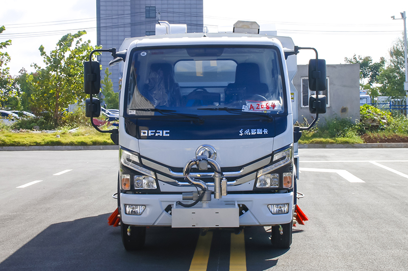 東風小(xiǎo)多利卡洗掃車(chē)（3水 2.5塵）