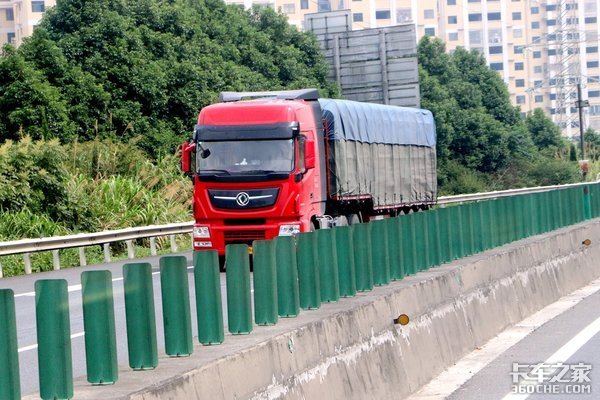 4個駕駛行爲 5個路段 危化品運輸要注意